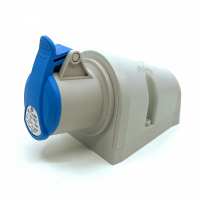 Zásuvka IZN 1632 230V IP44